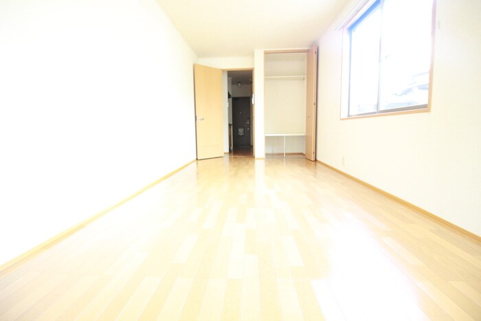 物件内観写真15　(居室)