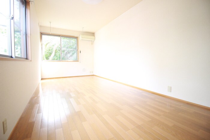 物件内観写真18　(居室)