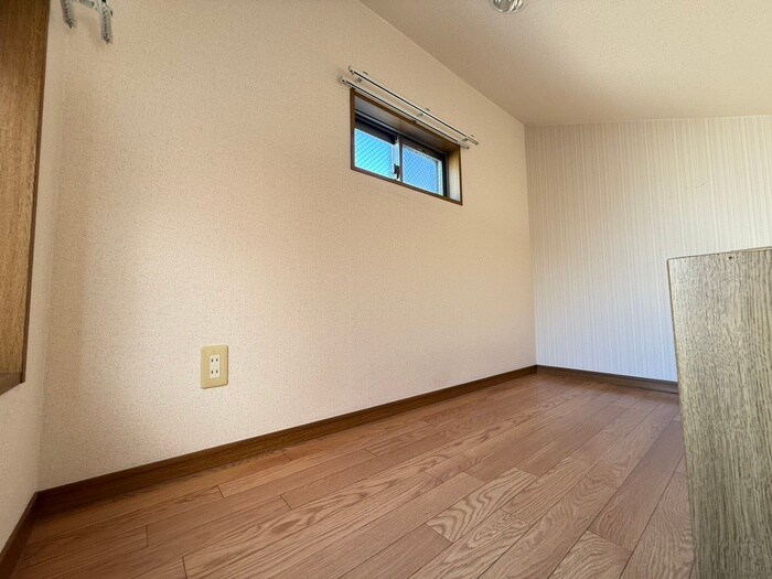 物件内観写真9　(ロフト)