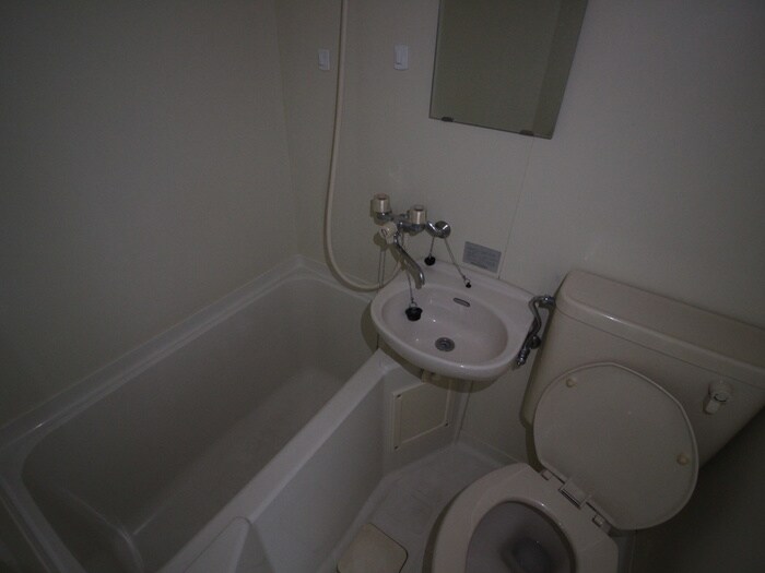 物件内観写真9　(バス／シャワールーム等)