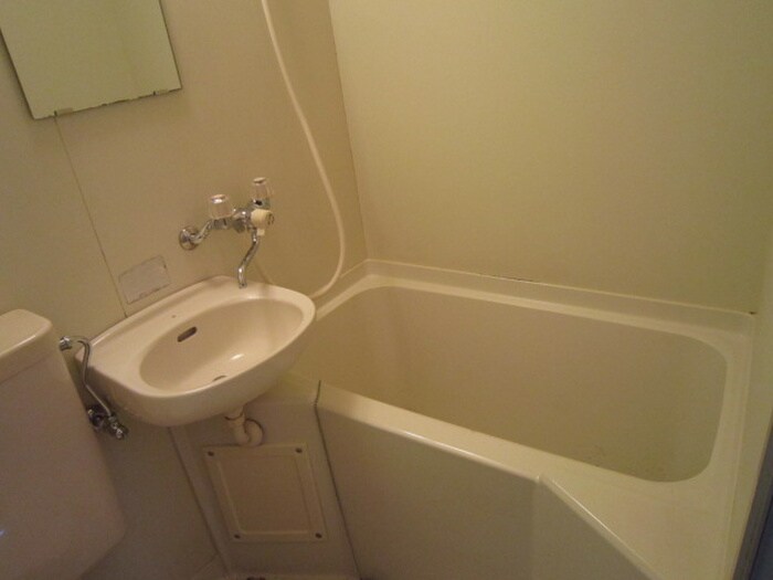 物件内観写真12　(バス／シャワールーム等)