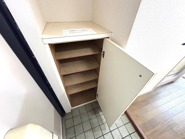 靴箱