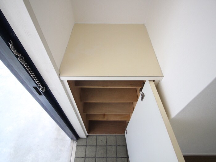 物件内観写真17　(靴箱)