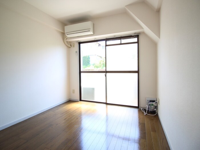 物件内観写真21　(居室)