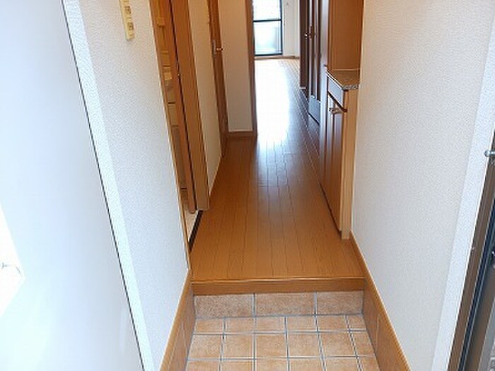 物件内観写真7　(廊下)