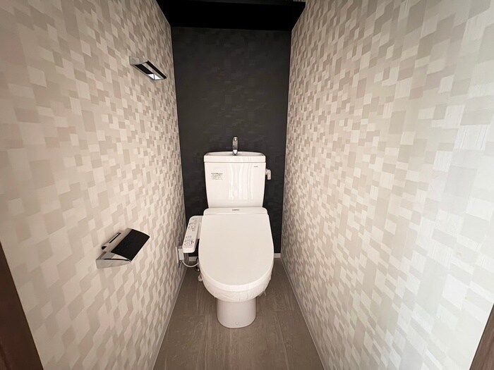 物件内観写真11　(トイレ)