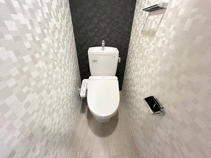 物件内観写真11　(トイレ)