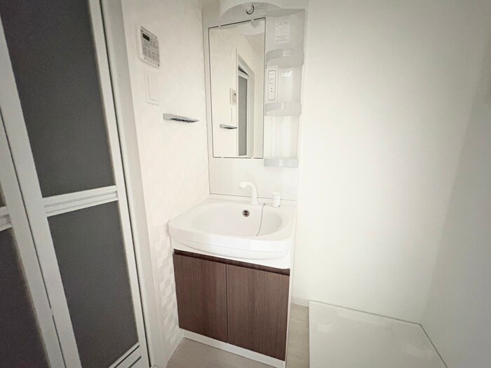 物件内観写真12　(洗面)