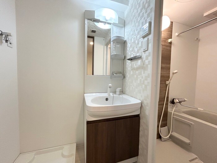 物件内観写真12　(洗面)