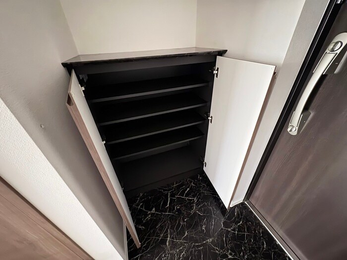 物件内観写真17　(靴箱)