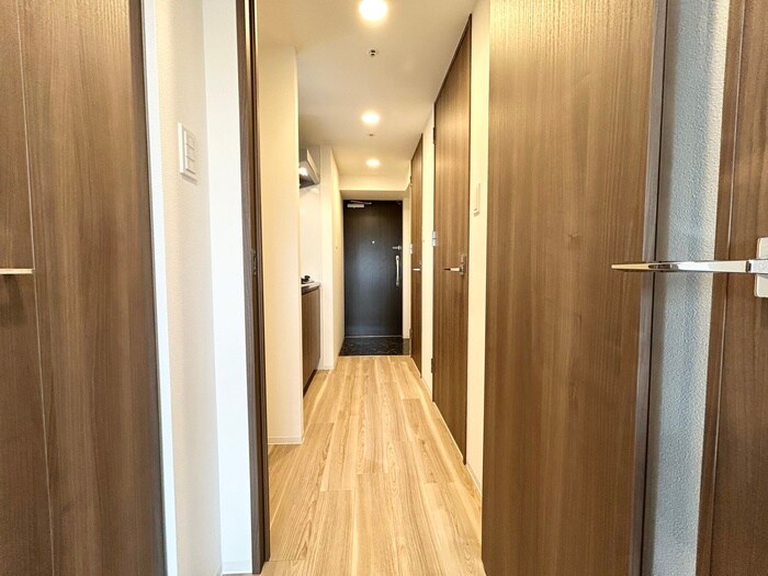 物件内観写真18　(廊下)