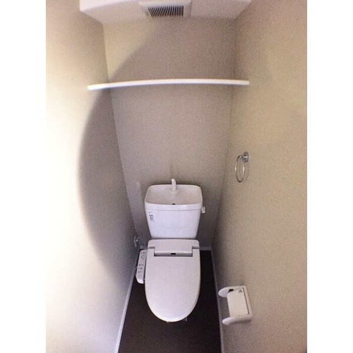 物件内観写真13　(トイレ)