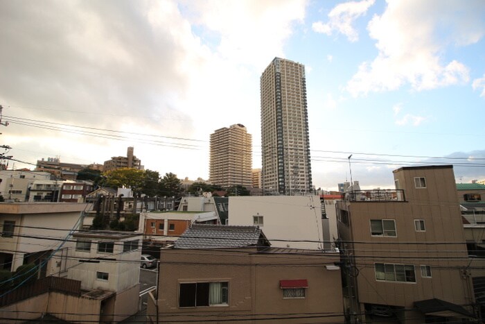 物件内観写真22　(室内からの展望)