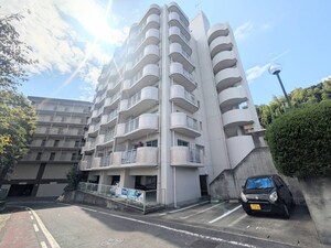 小坂プリンシア外観写真