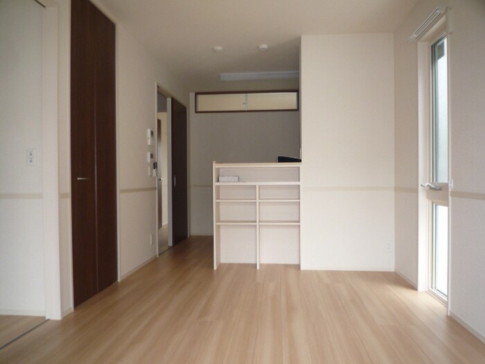 物件内観写真9　(居室)