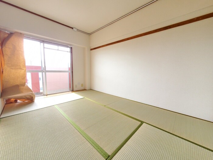 物件内観写真10　(居室)