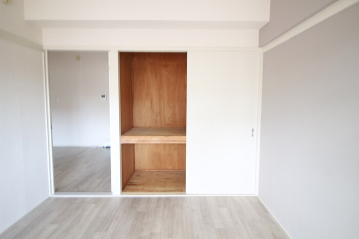 物件内観写真10　(居室)