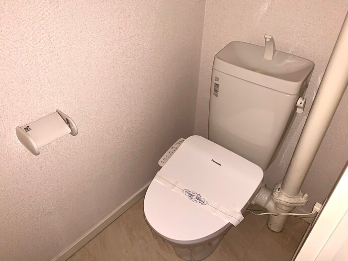 物件内観写真13　(トイレ)