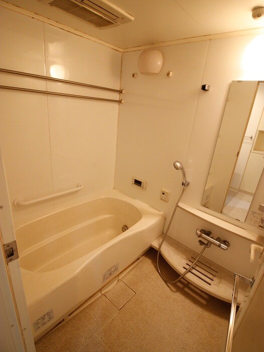 物件内観写真12　(バス／シャワールーム等)