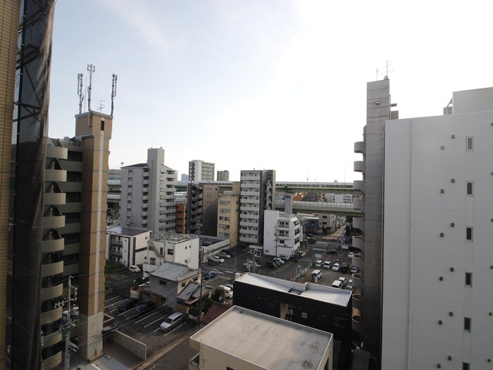 物件内観写真16　(室内からの展望)