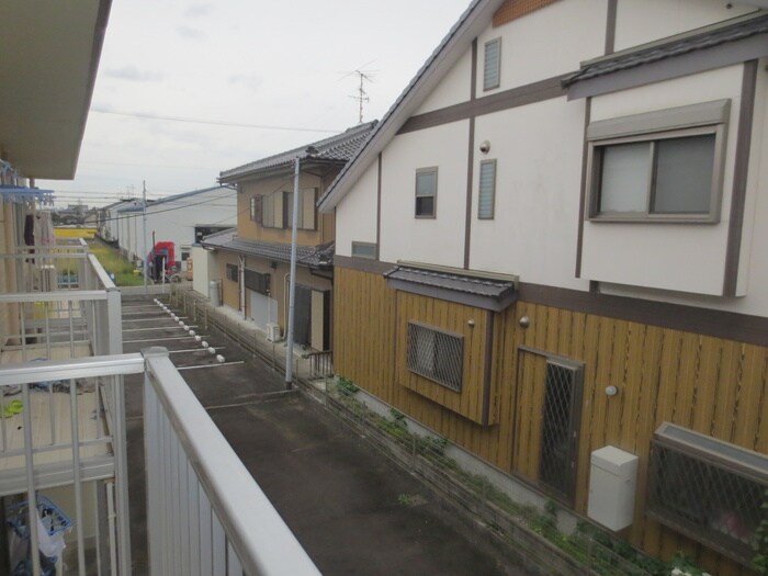 物件内観写真20　(室内からの展望)