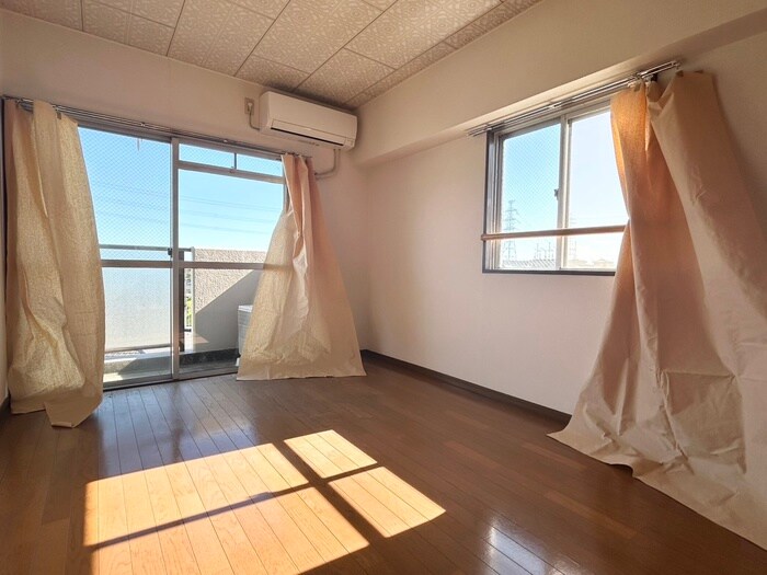 物件内観写真9　(居室)