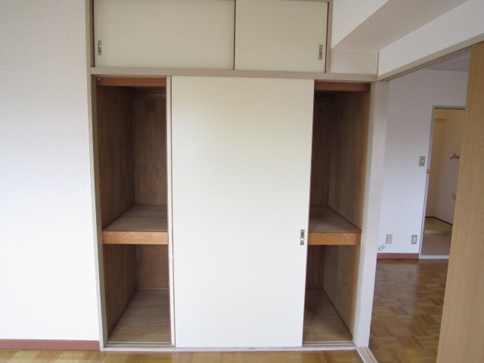 物件内観写真11　(収納)