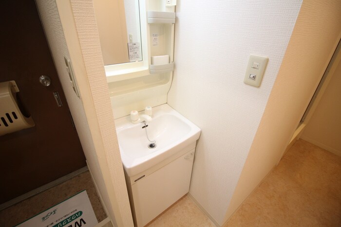 物件内観写真11　(洗面)