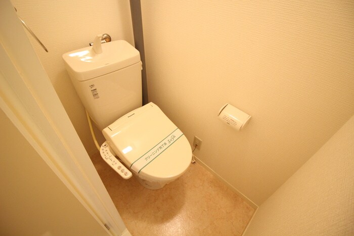 物件内観写真12　(トイレ)