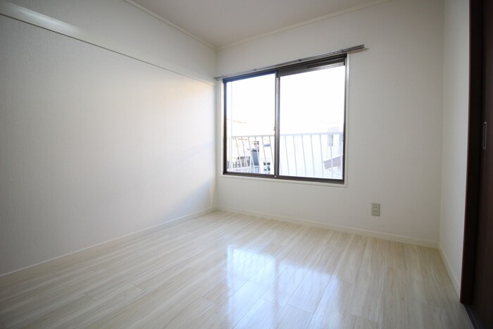 物件内観写真19　(居室)