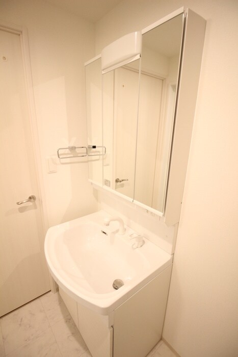 物件内観写真11　(洗面)