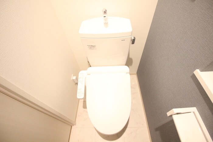 物件内観写真13　(トイレ)