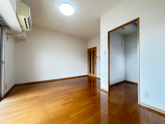 物件内観写真7　(居室)