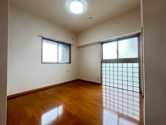 物件内観写真15　(居室)