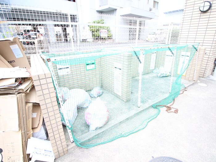 物件外観写真6　(周辺環境)