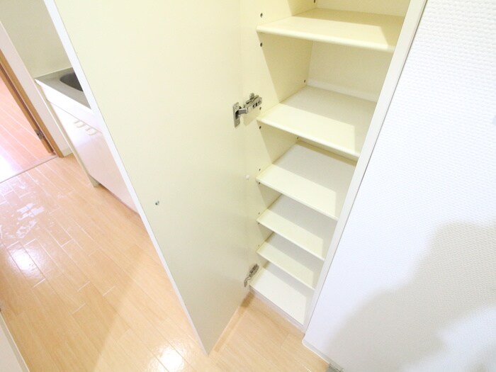 物件内観写真19　(靴箱)