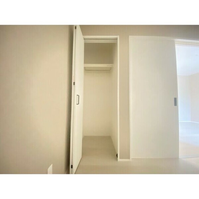 物件内観写真10　(収納)