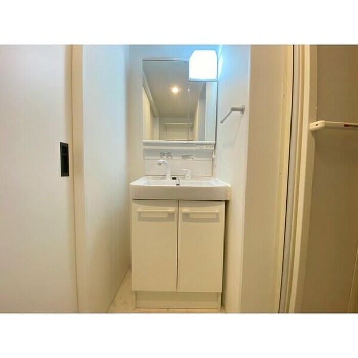 物件内観写真13　(洗面)