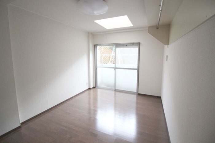 物件内観写真14　(居室)