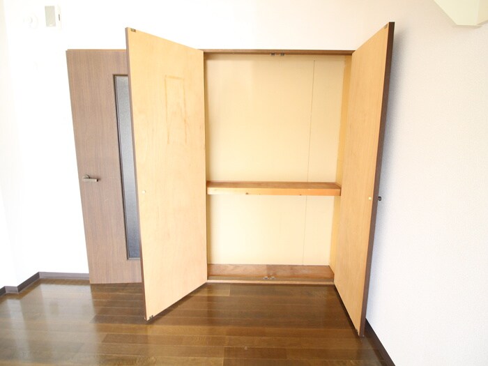 物件内観写真18　(収納)