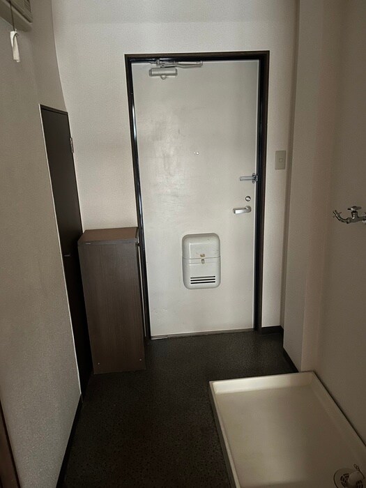 物件内観写真20　(玄関)
