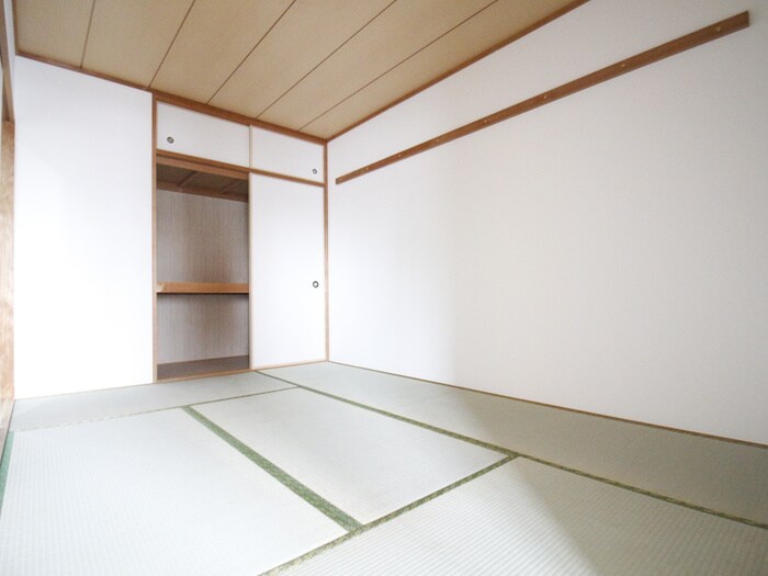 物件内観写真11　(居室)