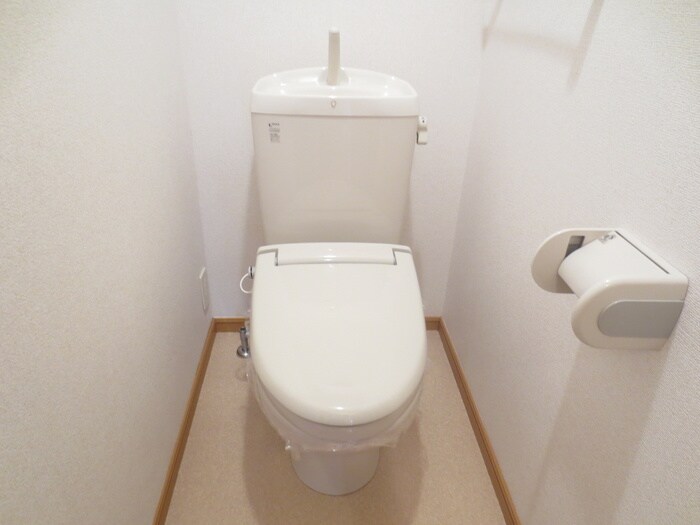 物件内観写真9　(トイレ)