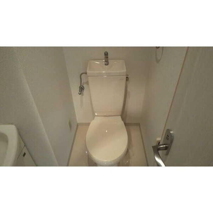 物件内観写真6　(トイレ)