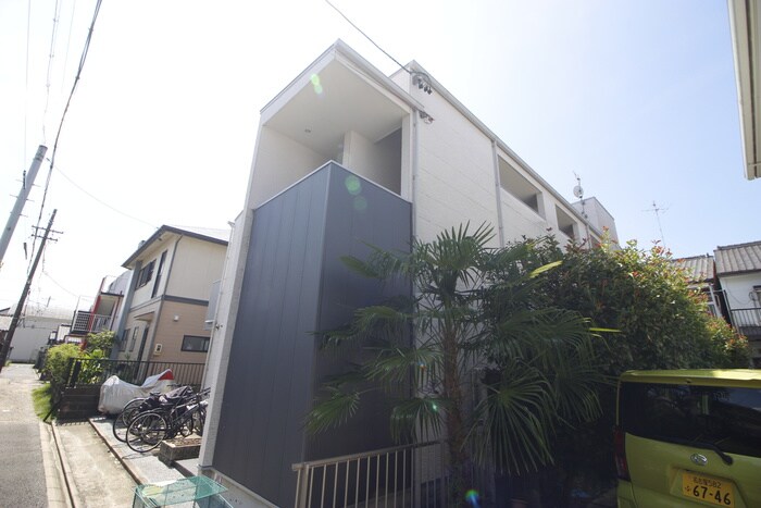 物件外観写真2　(外観写真)