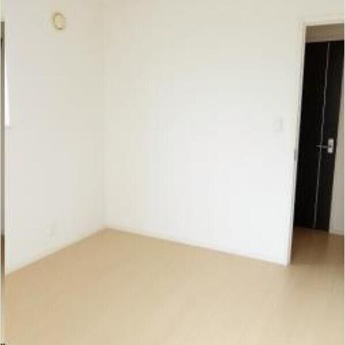 物件内観写真3　(居室)