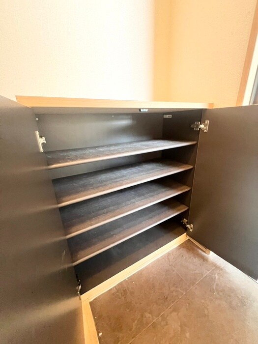 物件内観写真17　(靴箱)