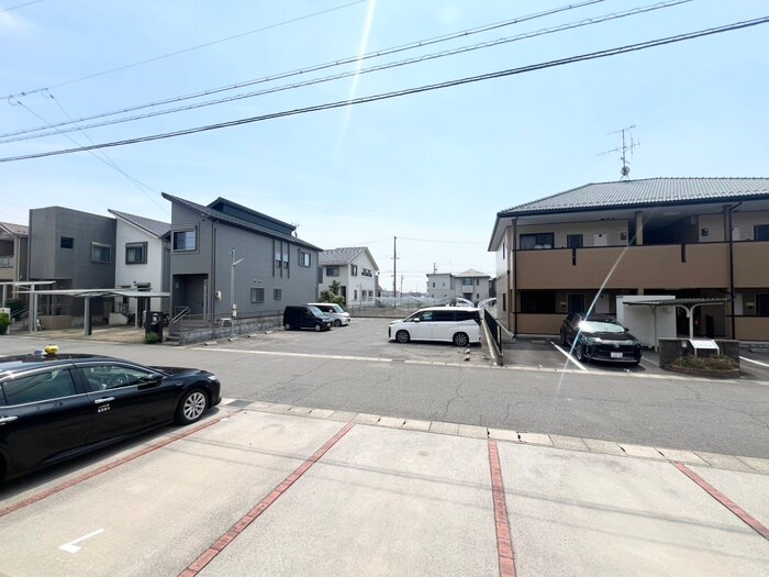 物件内観写真22　(室内からの展望)