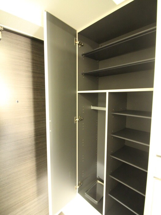 物件内観写真11　(靴箱)