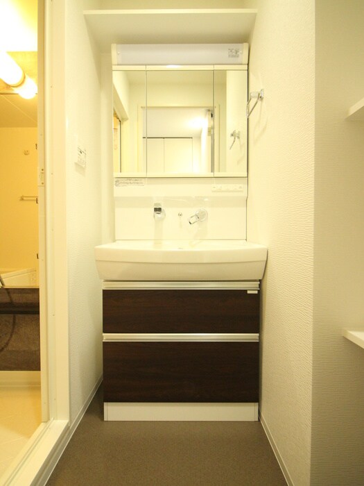 物件内観写真12　(洗面)